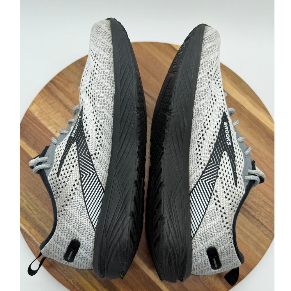 Brooks Revel 6 Women's Size 8 Running Shoes Grey Black   0494 - Picture 4 of 9